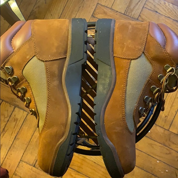 Timberland beige boots. - Picture 3 of 5